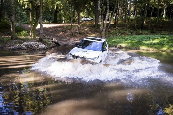 Fonab Castle | Off-road Landrover Experience in Scotland ?? Fonab Castle