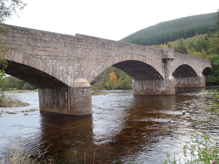Bridge over the River Dee, Ballater