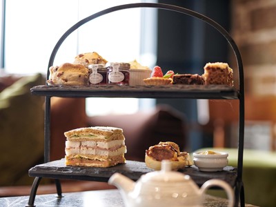 Loch Fyne | Loch Fyne Hotel And Spa Loch View Bar00010