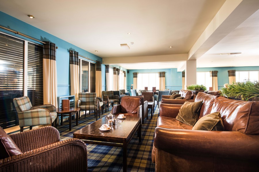 Loch Fyne | Loch Fyne Hotel And Spa Loch View Bar00010