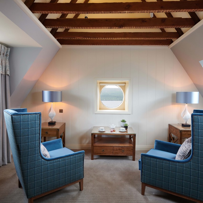 Loch Fyne | Hen Coup
