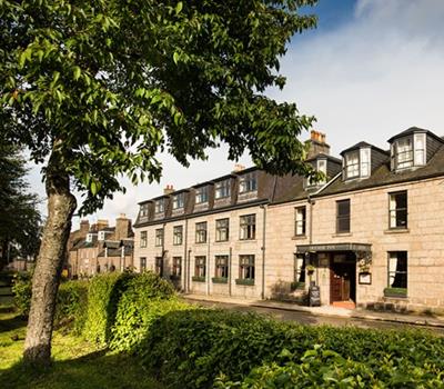 Deeside Inn - Hotel Accommodation In Ballater, Aberdeenshire