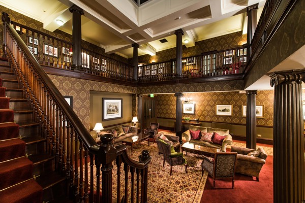 Thainstone House Lounge