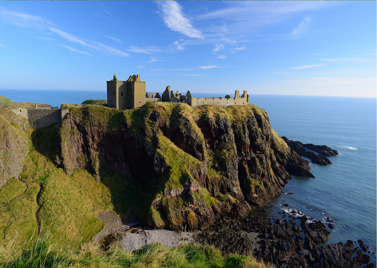 Places to visit in Scotland in winter - Dunnottar Castle in Aberdeenshire