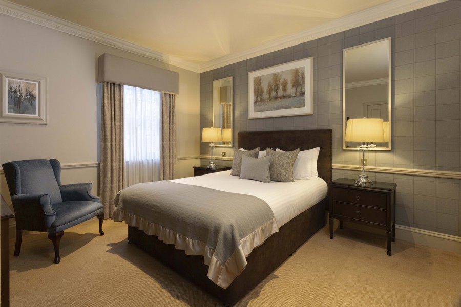 Thainstone House | Thainstone House King Suite Bedroom