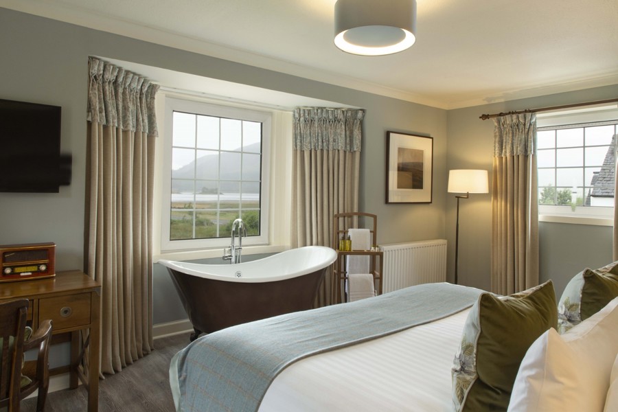 Glencoe Inn Loch View Feature Suite 116